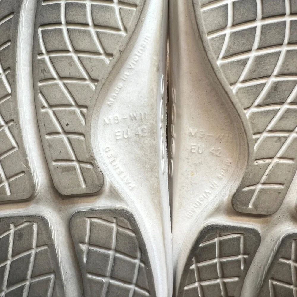 Oofos‎ Oolala Luxe Flip Flop Sandals White Mens 9 Women's Size 11 EU 42